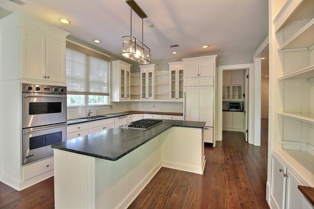 348 N ROWLETT ST, Collierville, TN 38017