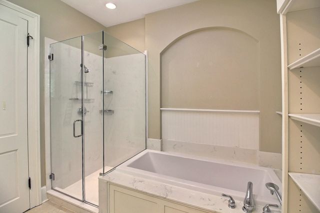 348 N ROWLETT ST, Collierville, TN 38017