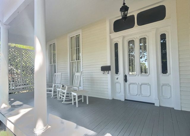 348 N ROWLETT ST, Collierville, TN 38017