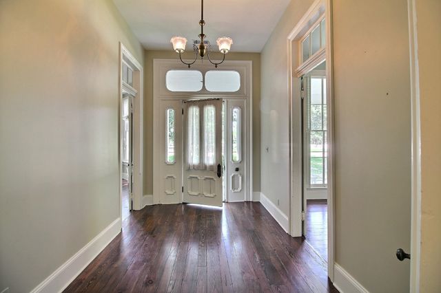 348 N ROWLETT ST, Collierville, TN 38017