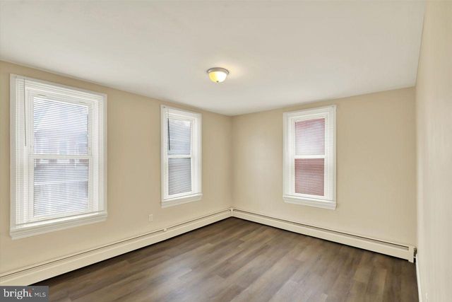 31 W WASHINGTON ST, Fleetwood, PA 19522