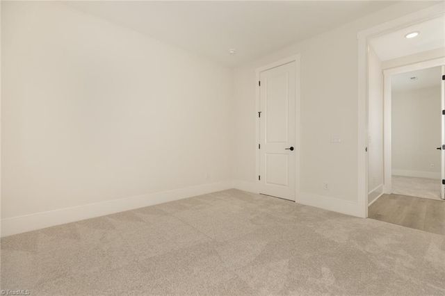 306 Park Boulevard 1029, Winston-salem, NC 27127