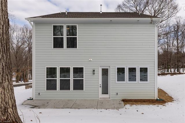 306 Park Boulevard 1029, Winston-salem, NC 27127