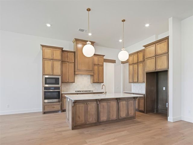 408 Basin Way, Norman, OK 73071