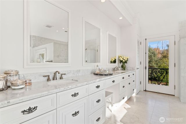 4205 SW Point Robinson Road, Vashon, WA 98070
