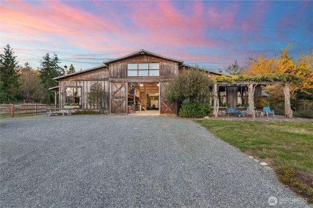 4205 SW Point Robinson Road, Vashon, WA 98070