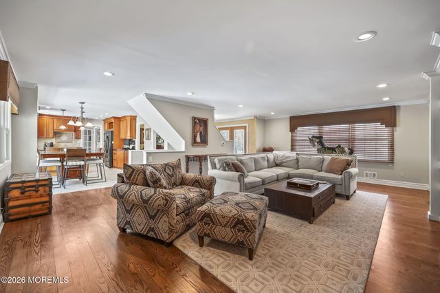 3 Alberta Drive, Marlboro, NJ 07746