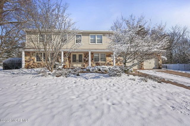 3 Alberta Drive, Marlboro, NJ 07746