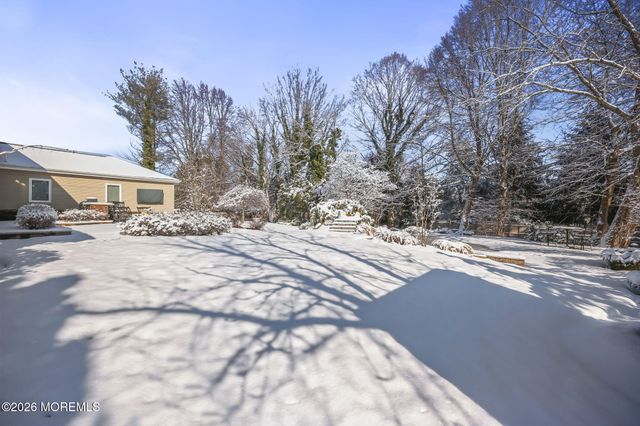 3 Alberta Drive, Marlboro, NJ 07746