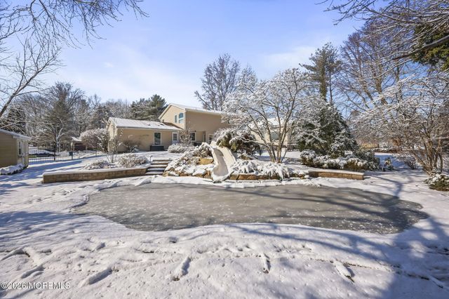 3 Alberta Drive, Marlboro, NJ 07746