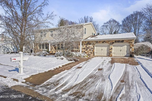 3 Alberta Drive, Marlboro, NJ 07746