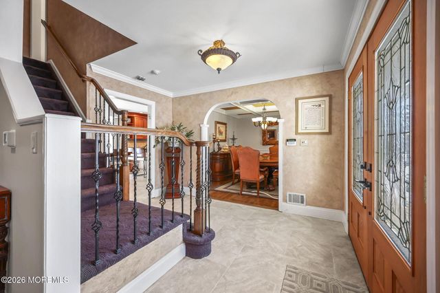 3 Alberta Drive, Marlboro, NJ 07746