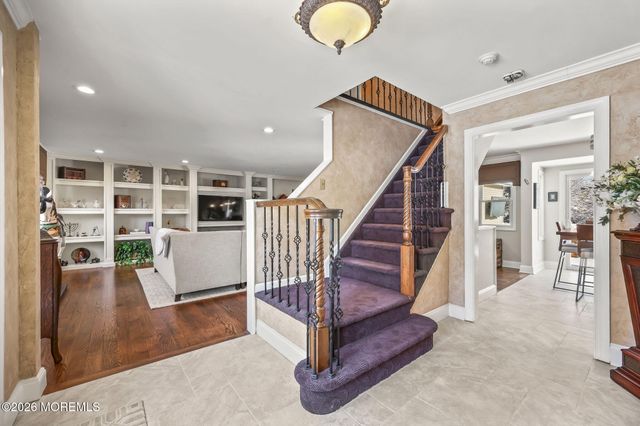 3 Alberta Drive, Marlboro, NJ 07746