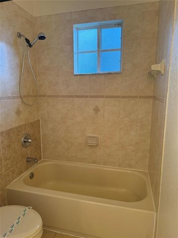 1721 SW 81st Terrace, North Lauderdale, FL 33068