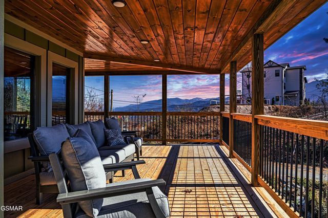 918 Elm Road, Gatlinburg, TN 37738