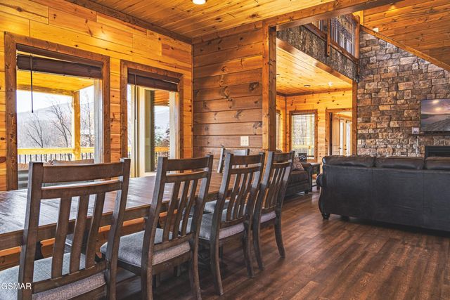 918 Elm Road, Gatlinburg, TN 37738