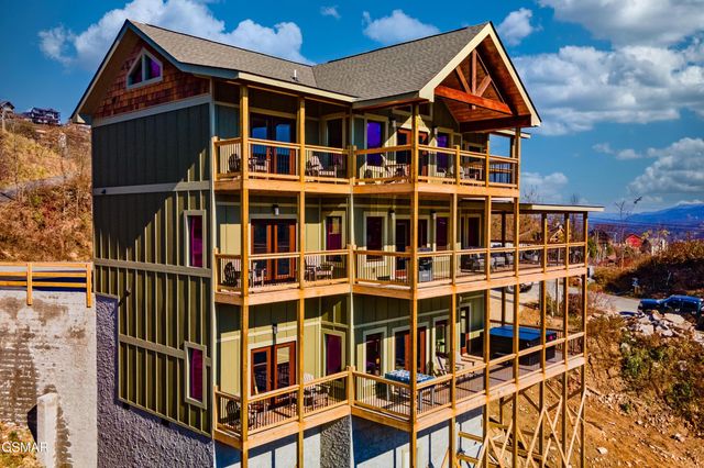 918 Elm Road, Gatlinburg, TN 37738