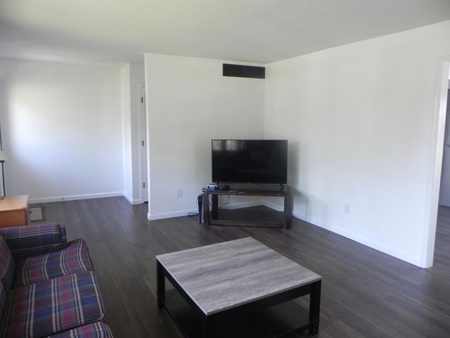 1760 E ELDORADO DR, Columbia, MO 65202