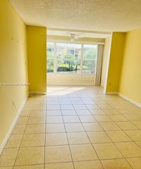 8325 Sunrise Lakes Blvd 205, Sunrise, FL 33322
