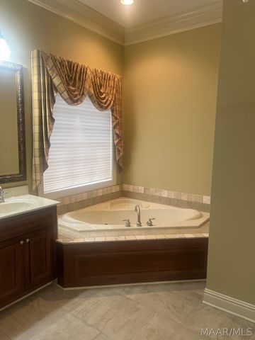 7048 Mid Pines, Montgomery, AL 36117