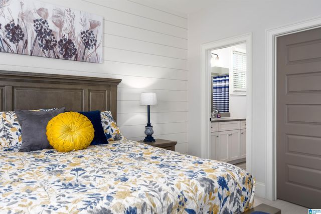 5750 DEERCREST COURT, Trussville, AL 35173