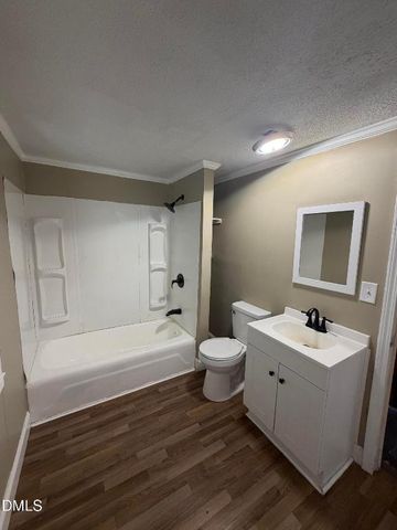 1222 Rauhut Street, Burlington, NC 27217