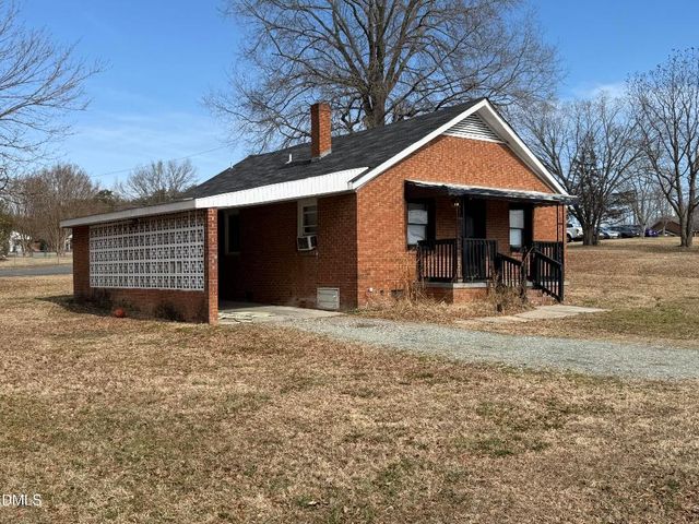 1222 Rauhut Street, Burlington, NC 27217