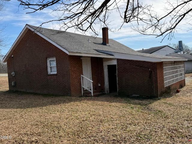 1222 Rauhut Street, Burlington, NC 27217