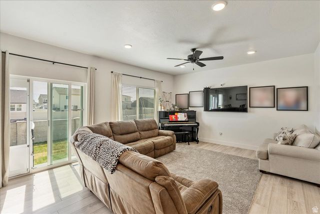 1824 E MEADOWLARK DR, Eagle Mountain, UT 84005