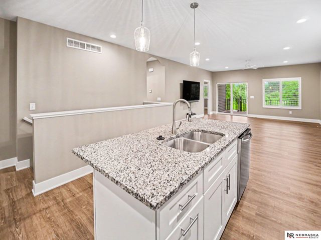 9023 Red Sky Lane, Lincoln, NE 68520