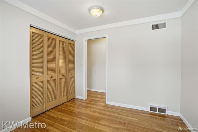 1204 Montrose Avenue, Royal Oak, MI 48073