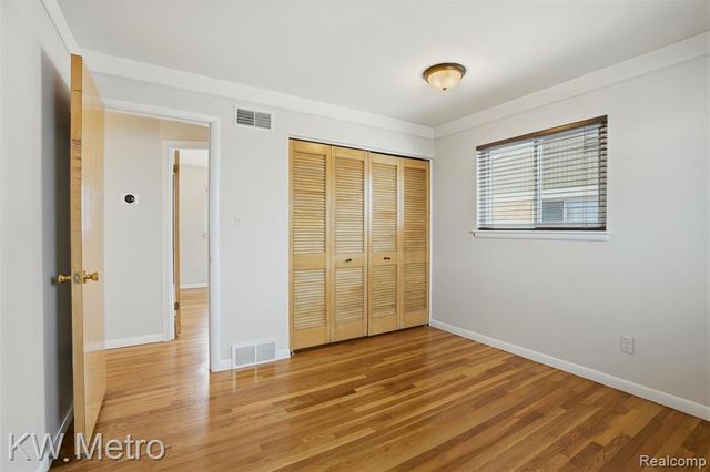 1204 Montrose Avenue, Royal Oak, MI 48073