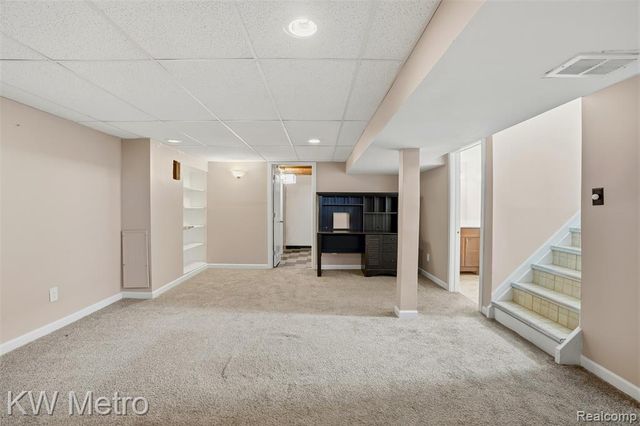 1204 Montrose Avenue, Royal Oak, MI 48073