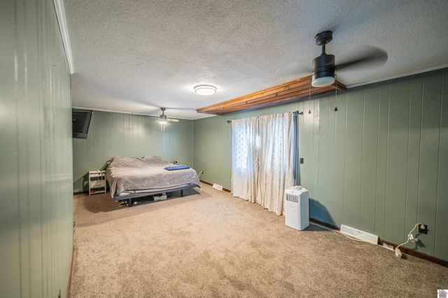 181 Woodland Dr., Benton, KY 42025