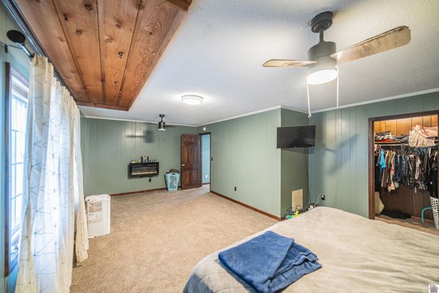 181 Woodland Dr., Benton, KY 42025