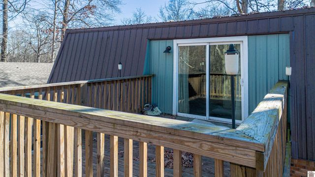 181 Woodland Dr., Benton, KY 42025