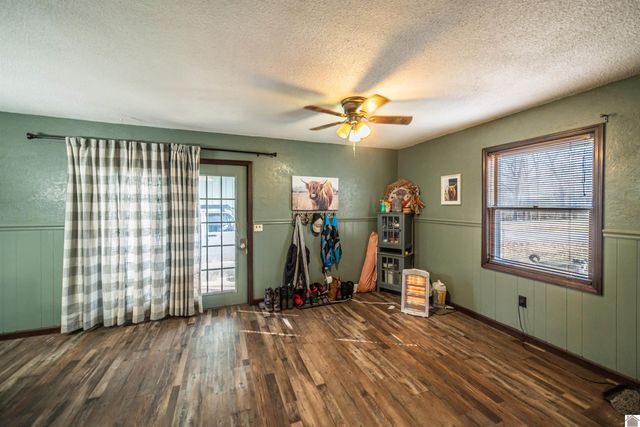 181 Woodland Dr., Benton, KY 42025