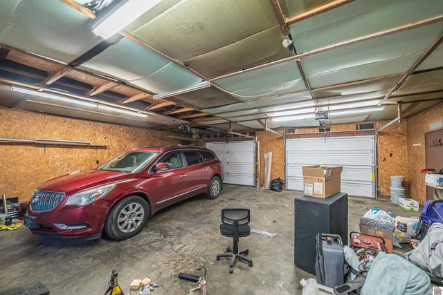 181 Woodland Dr., Benton, KY 42025