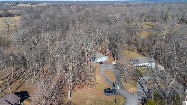 181 Woodland Dr., Benton, KY 42025