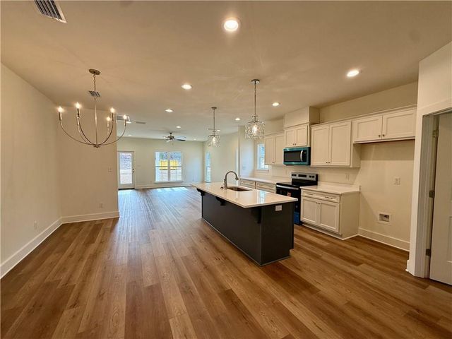 221 Bemis Street, Saraland, AL 36571