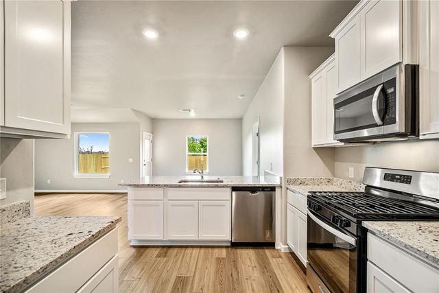 1924 Redwood Lane, El Reno, OK 73036