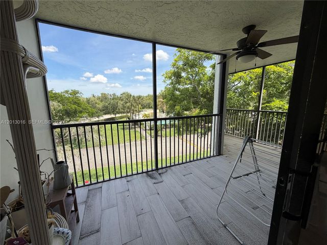 491 Racquet Club Rd 312, Weston, FL 33326