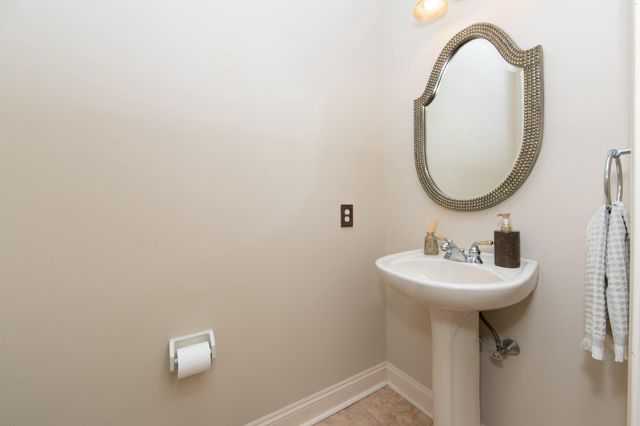 58 WEAVER DR, Marlton, NJ 08053