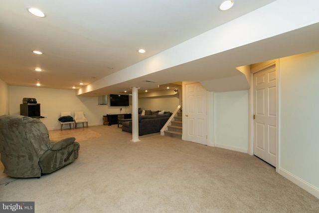 58 WEAVER DR, Marlton, NJ 08053