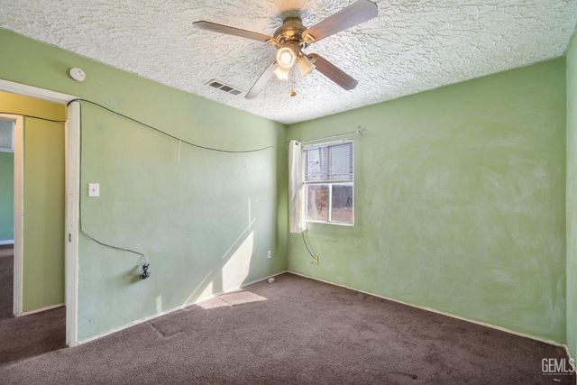 923 Townsley Avenue, Bakersfield, CA 93304