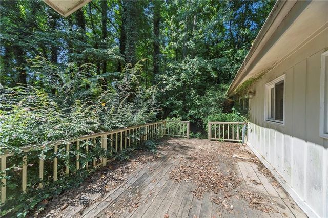 3548 Club NW Drive, Kennesaw, GA 30144