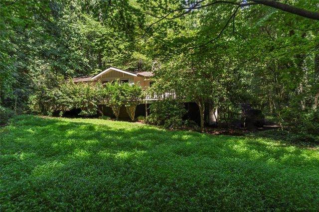 3548 Club NW Drive, Kennesaw, GA 30144