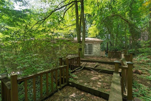 3548 Club NW Drive, Kennesaw, GA 30144