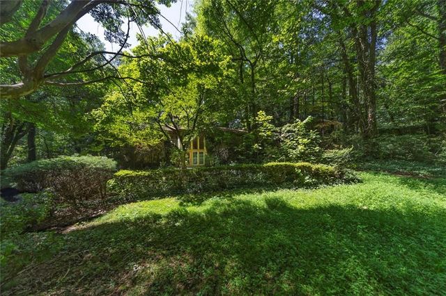 3548 Club NW Drive, Kennesaw, GA 30144