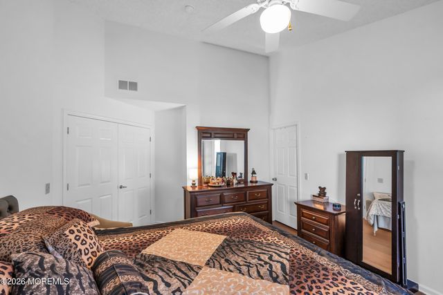 21 S Baker Drive, Jackson, NJ 08527